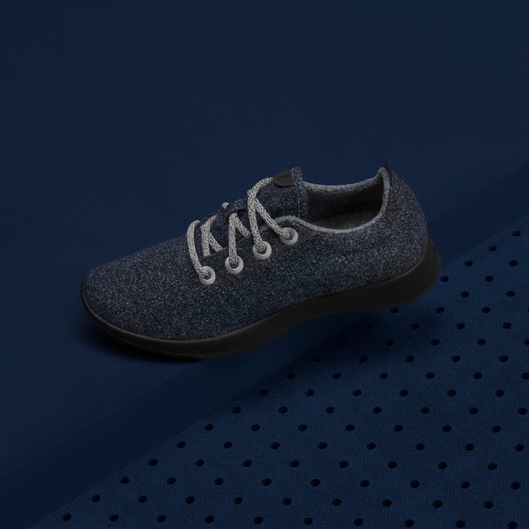 Allbirds Wool Runners in Tuke Shade - Picture 3 of 11